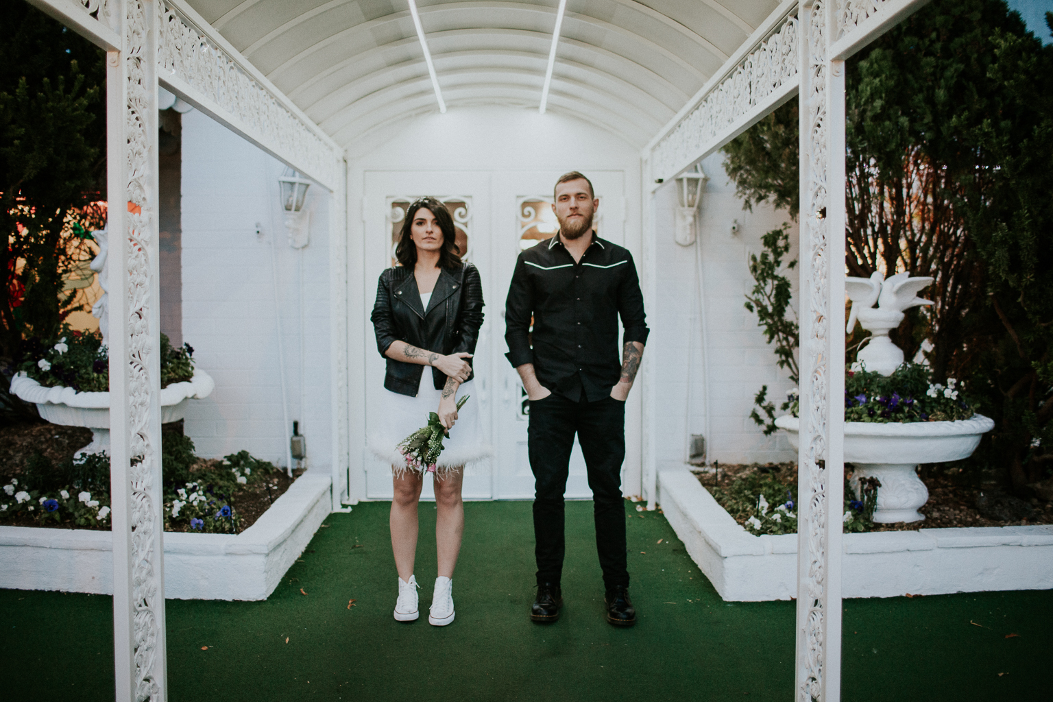 Little White Chapel wedding photographer