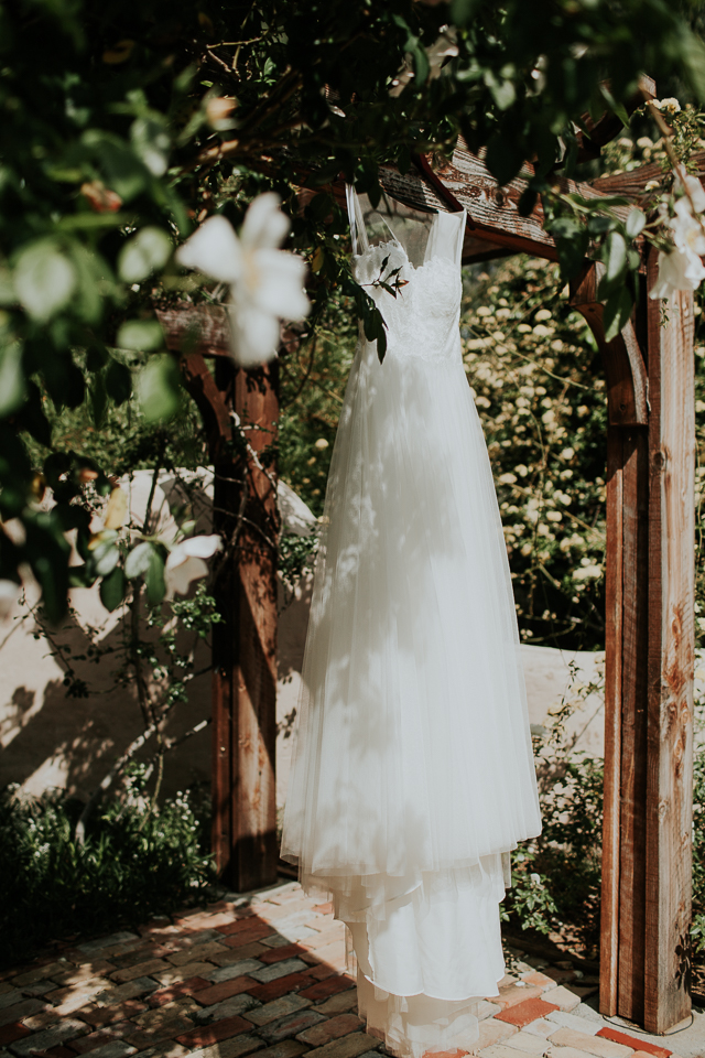 lace wedding dress