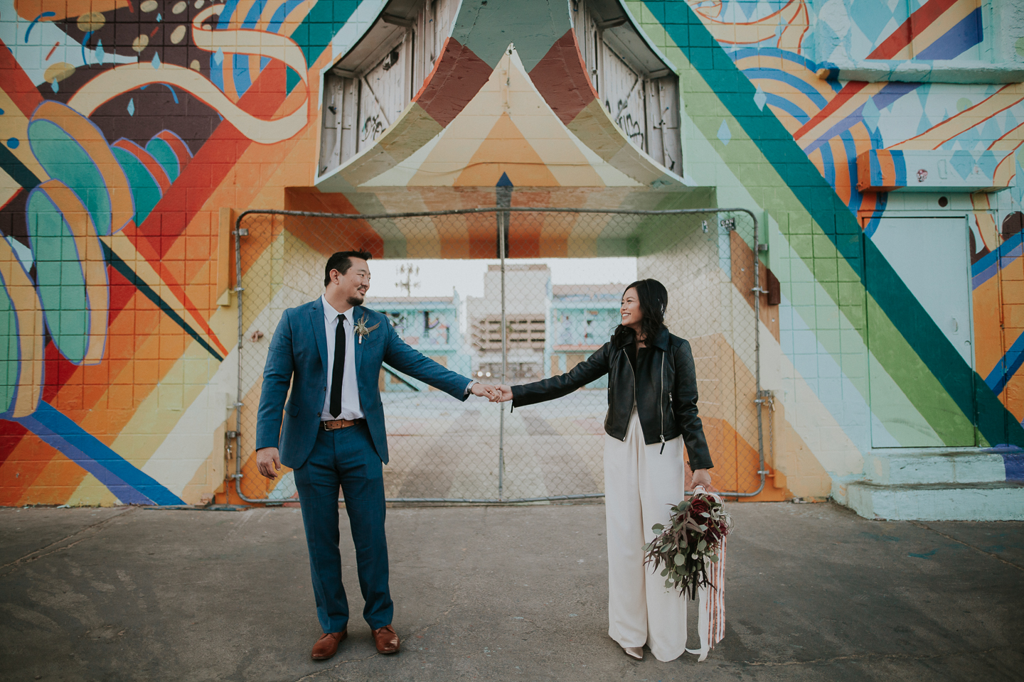 Las Vegas elopement photographers