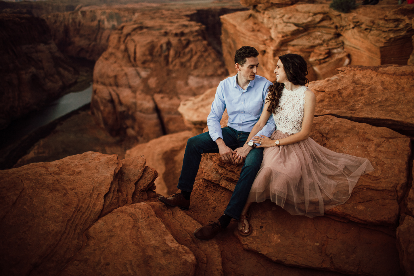 horseshoe Bend engagement photographers