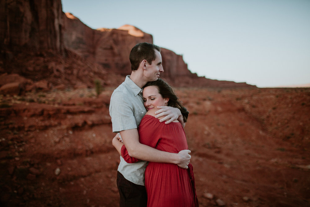 Monument Valley engagement photography-0027.jpg