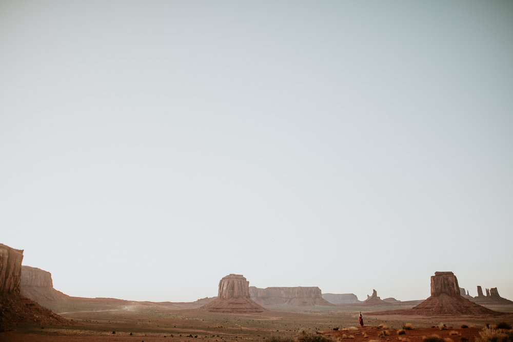 Monument Valley engagement photography-0057.jpg