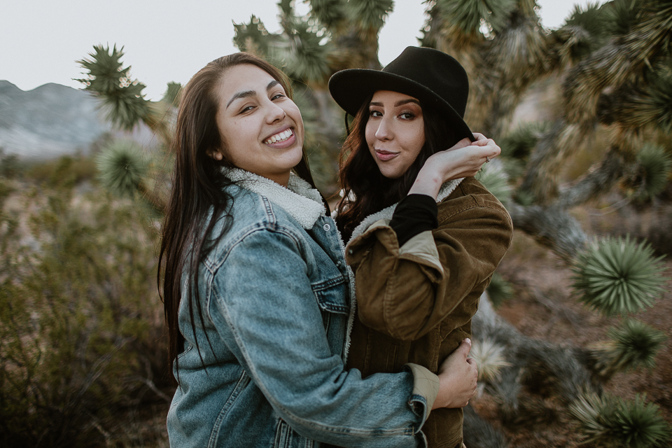 lesbian desert engagement session-1044.jpg