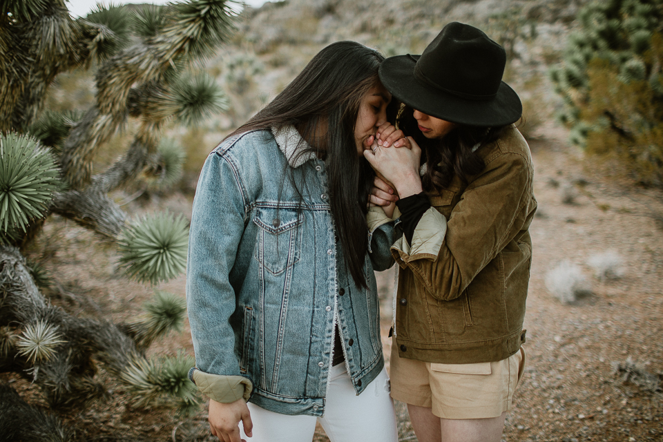 lesbian desert engagement session-1052.jpg