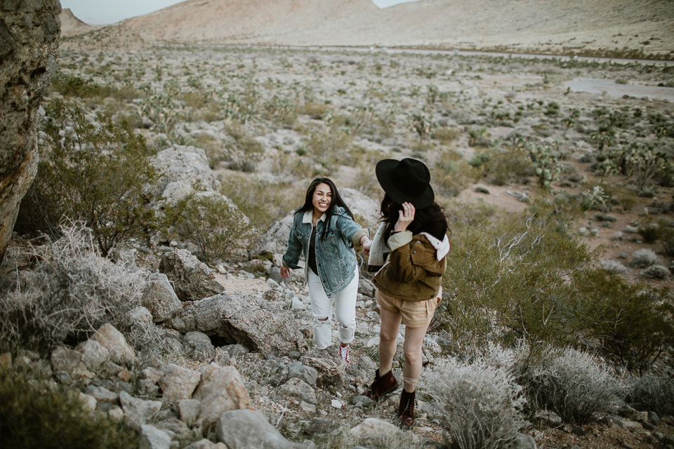 lesbian desert engagement session-1064.jpg