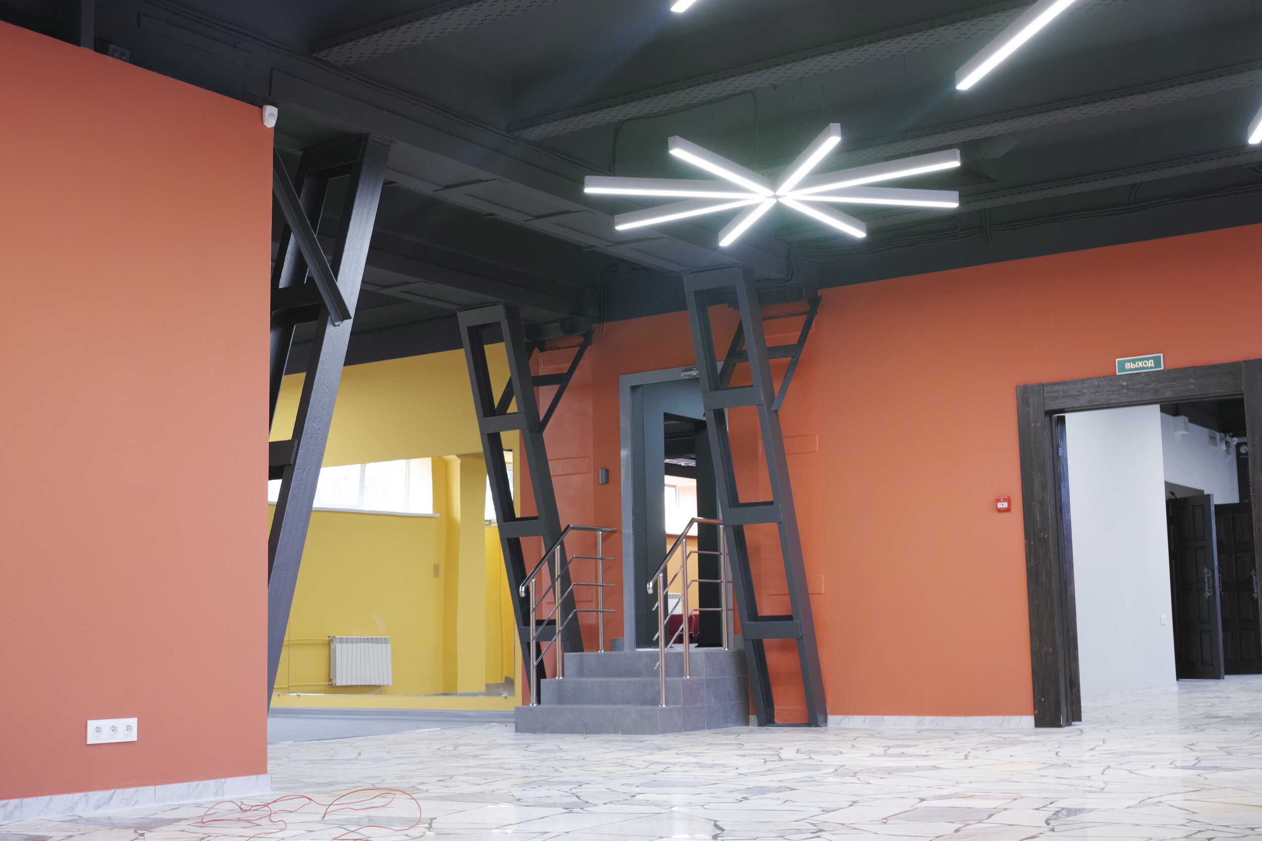 DP2Q0124_новый размер.JPG