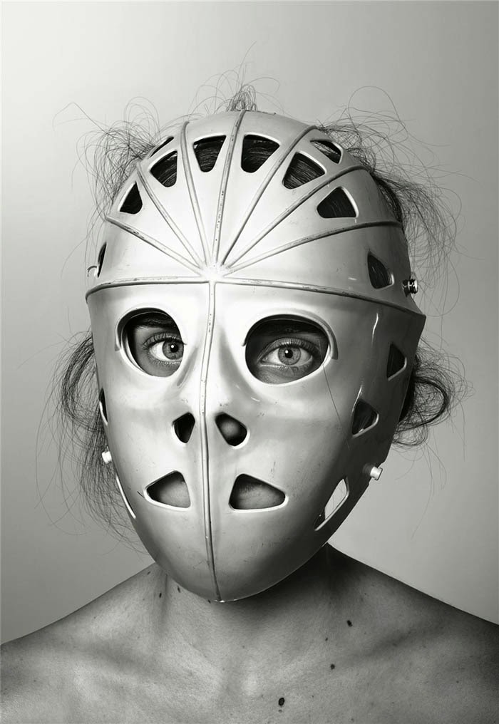 richard-burbridge-mask-photography-for-livraison-magazine4.jpg