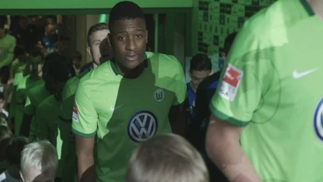 PHENOMS - RIECHEDLY BAZOER