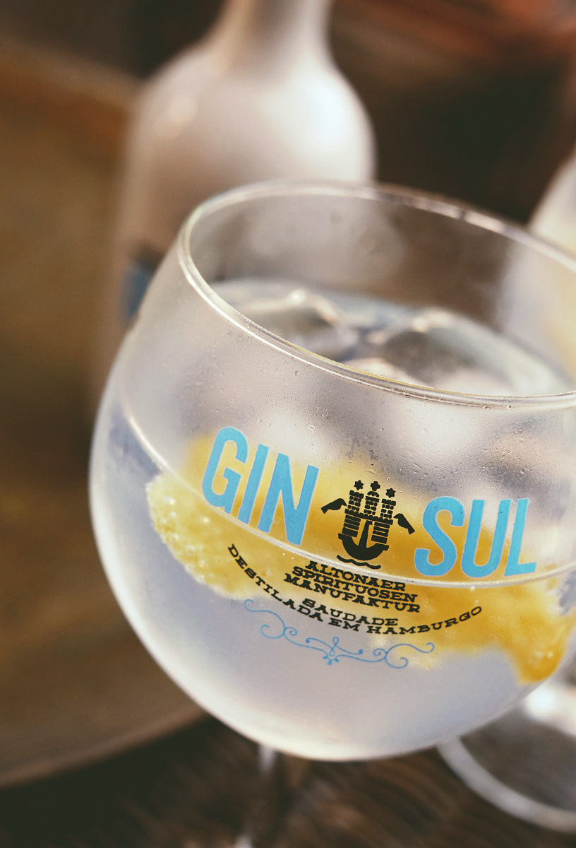 Immer Wenn Der Gin In Mein Glas Fließt Gin Workshop in der Altonaer Spirituosen Manufaktur, Hamburg — GIN SUL