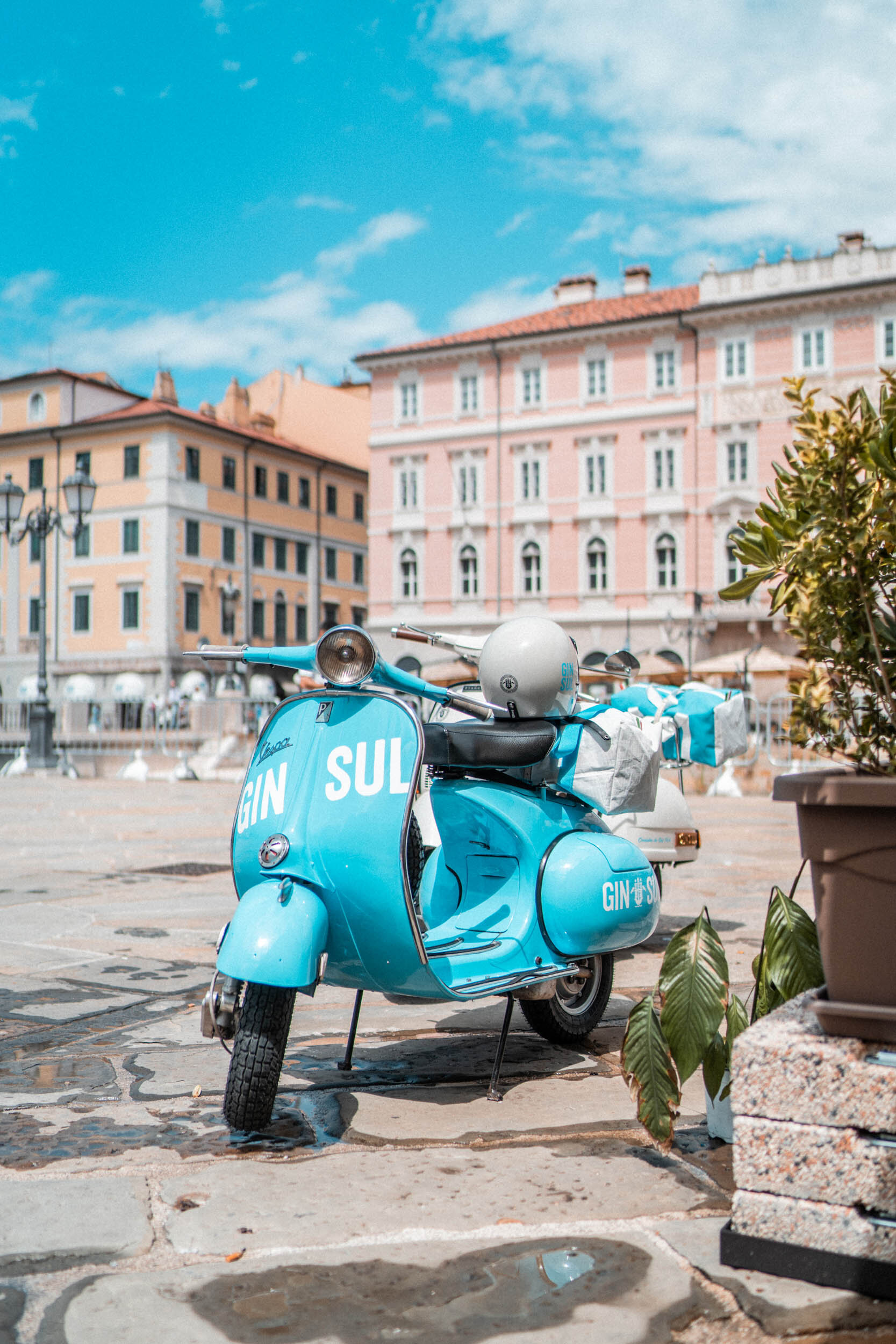 caminho-so-sul-italia-vespas-04.jpg