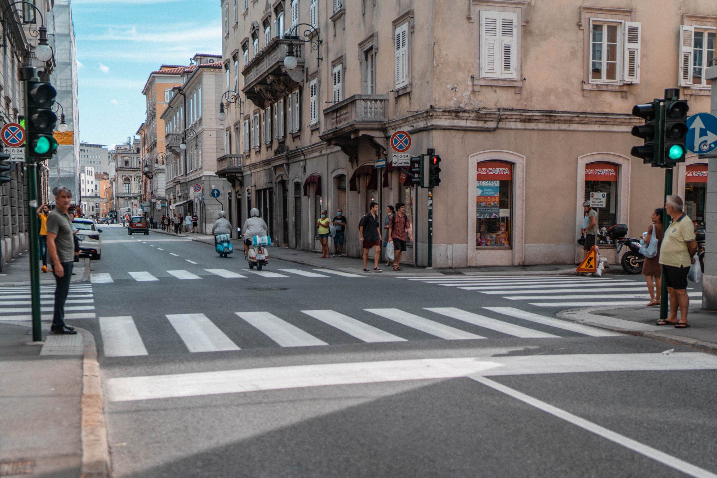 caminho-so-sul-italia-vespas-unterwegs-05.jpg