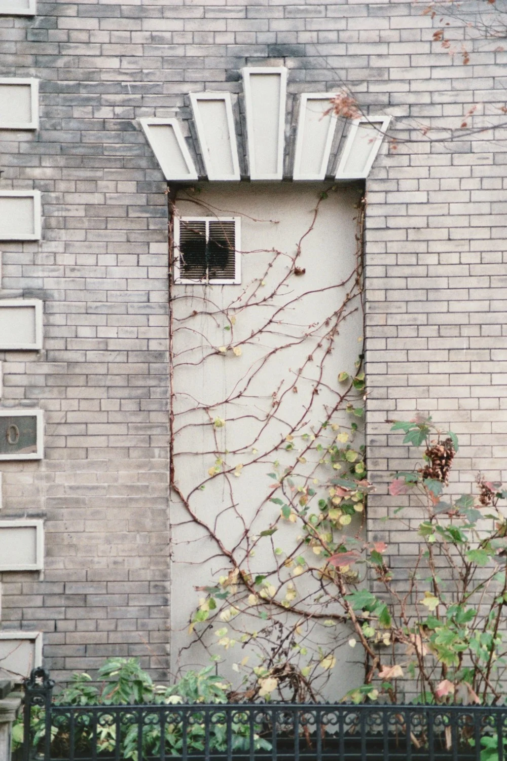    Window , New York City. 35mm photograph. 2011-ongoing.  