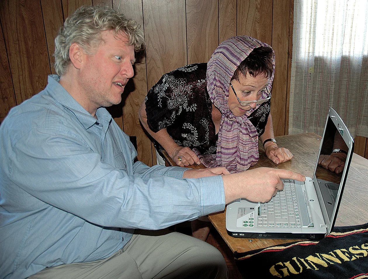 HAVING RELATIONS 2009