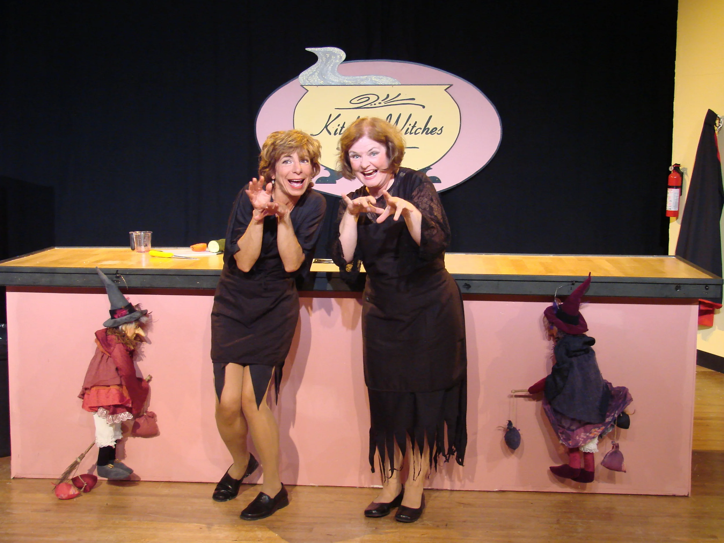 KITCHEN WITCHES 2007