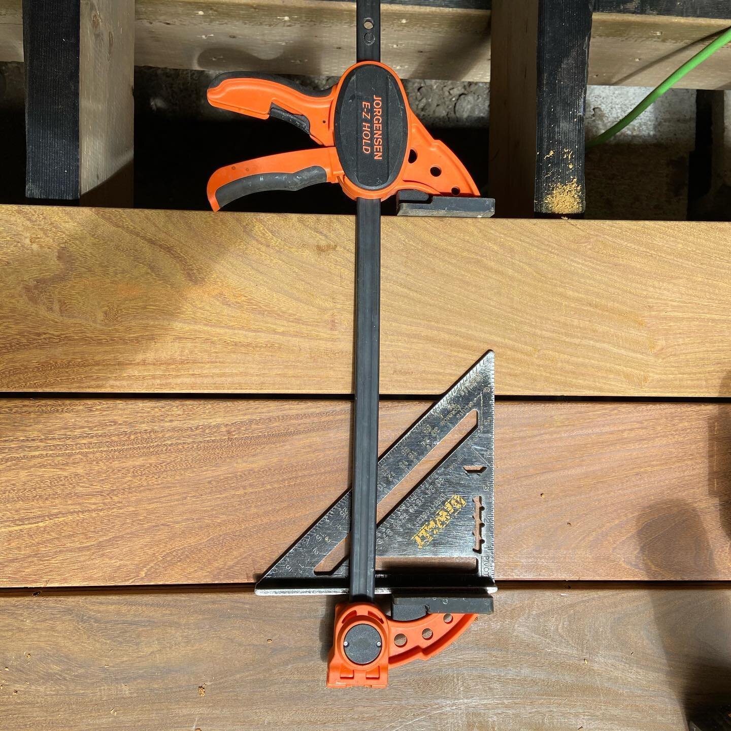 Cool tricks! When fighting Brazilian hardwood deck boards into place, you could use deck wrench if you have one, but there is another way. 
Works with both horizontal and vertical applications. 
Got any deck tips for us? Let us know!👇🏼👇🏼👇🏼👇🏼?