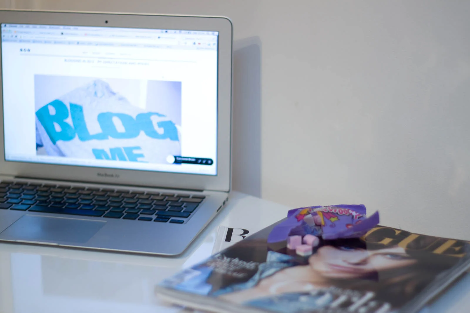 blogging.jpg