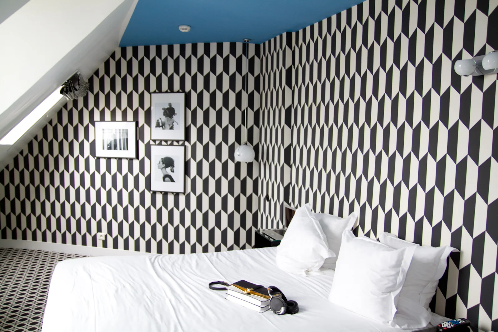 paris hotel emile.jpg