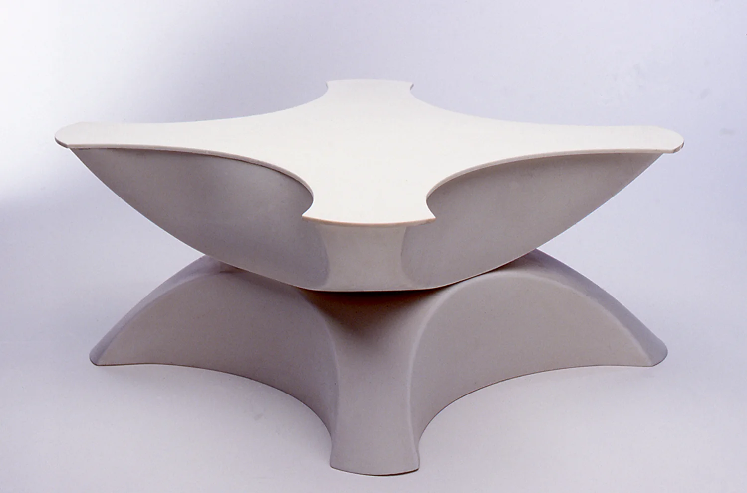 corian_table_1_small.jpg