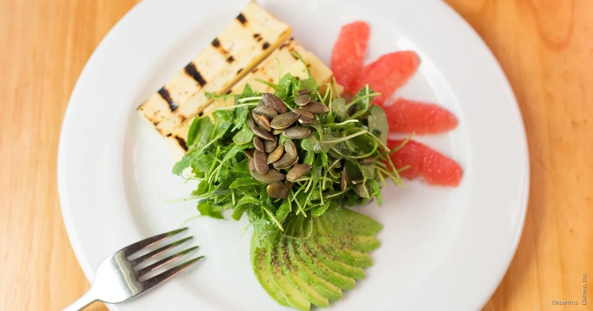 Serving you lunch from 10:30 AM to 3 PM