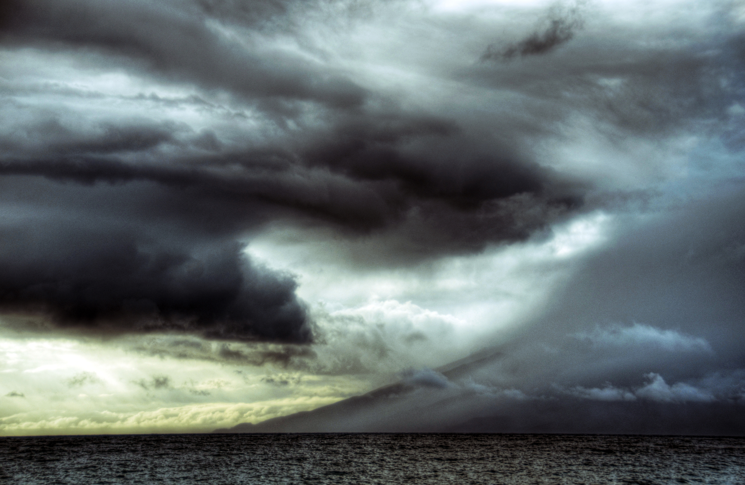 Maui - Storm.jpg