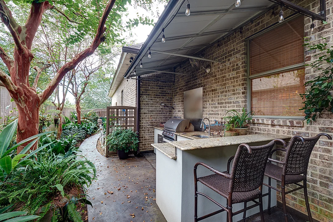 Backyard1.jpg