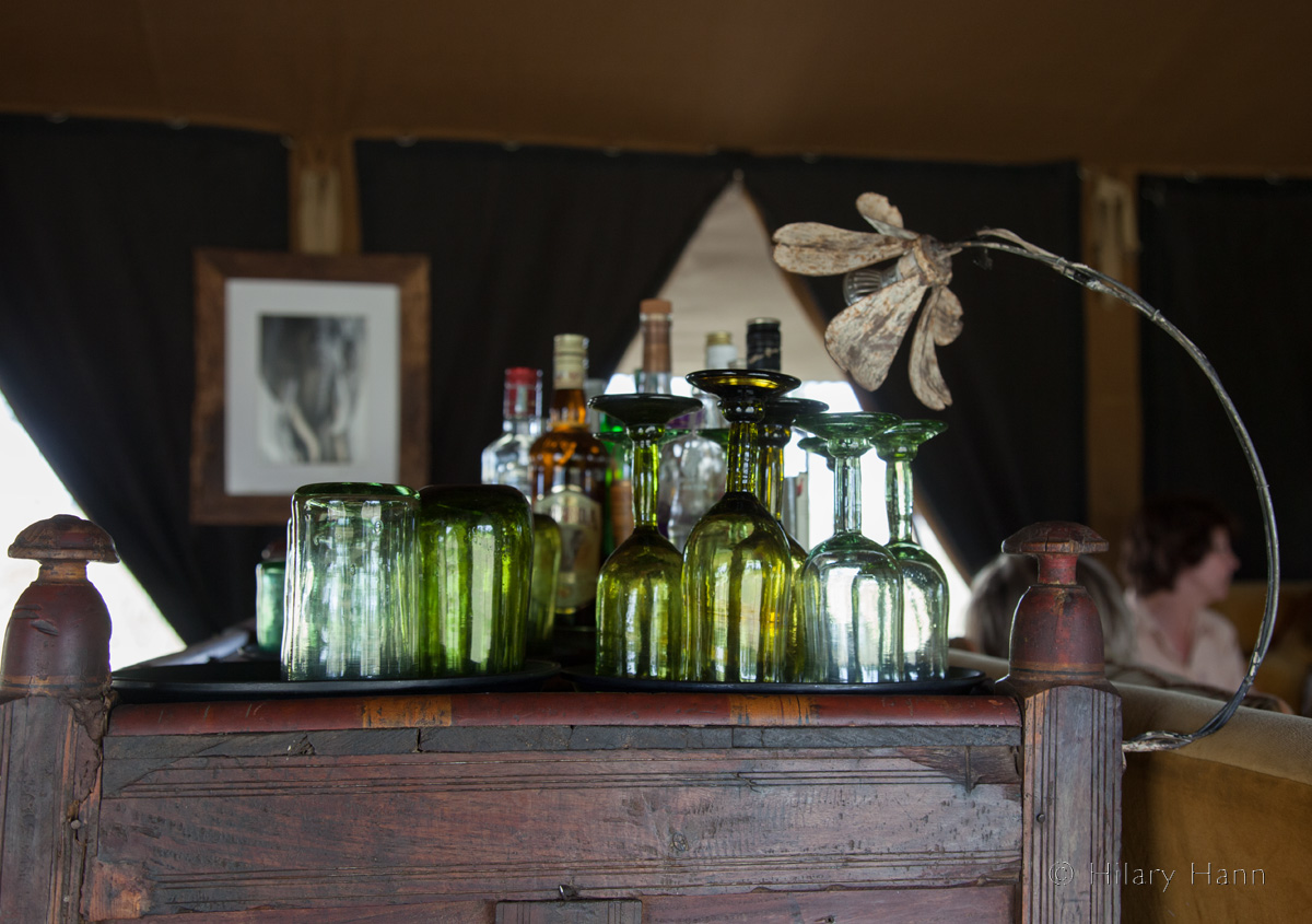 The contents of the bar are one important feature!
