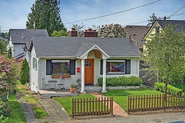 7221 1st Ave NW, Seattle 98117