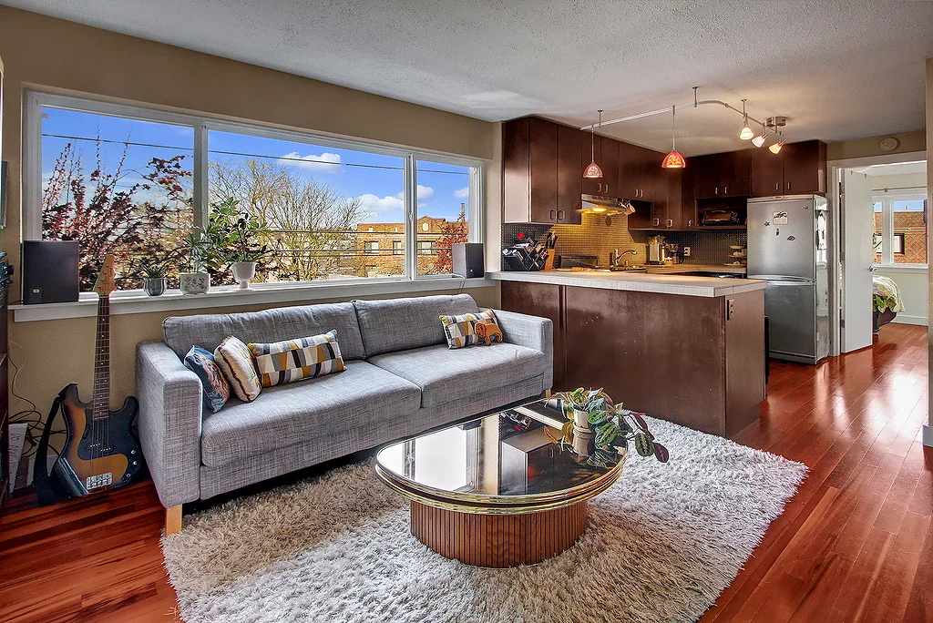 752 Bellevue Ave E #301, Seattle 98102