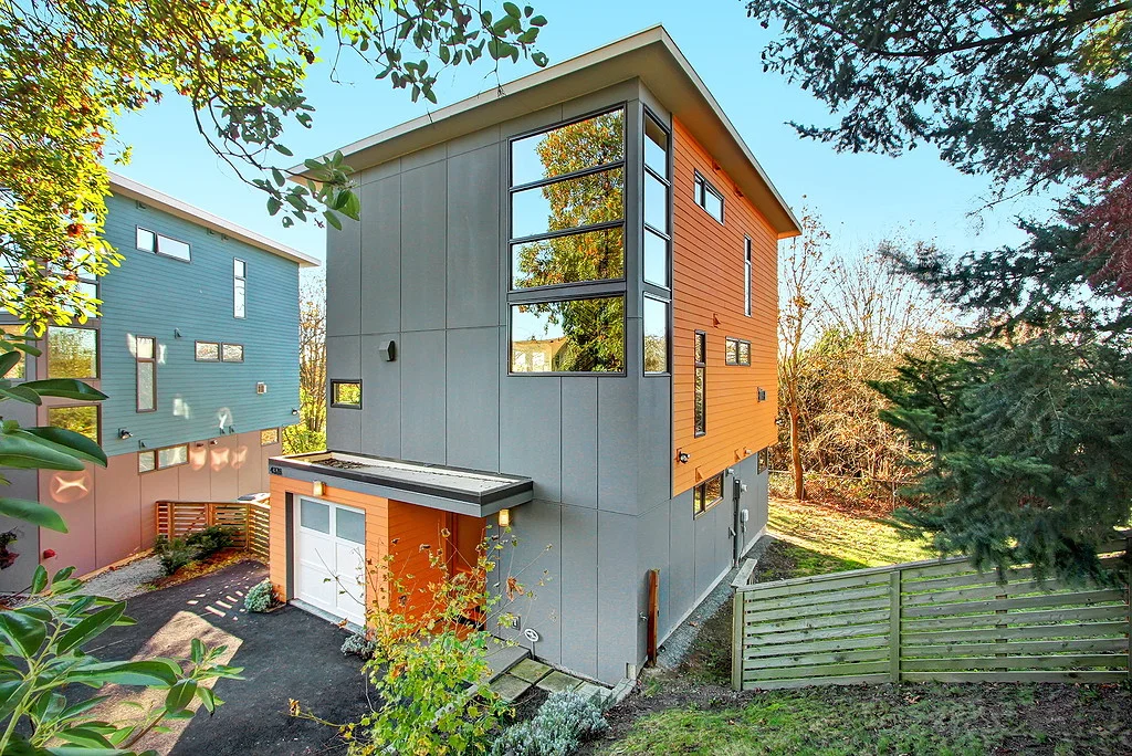 exterior_front_best.jpg