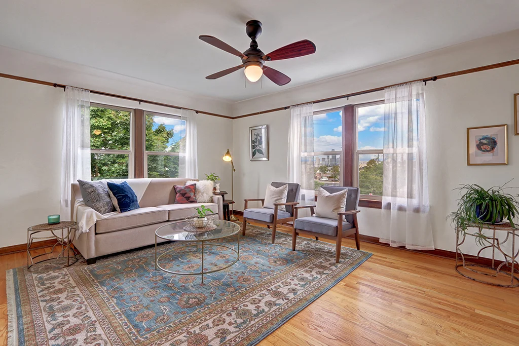 livingroom 1.jpg