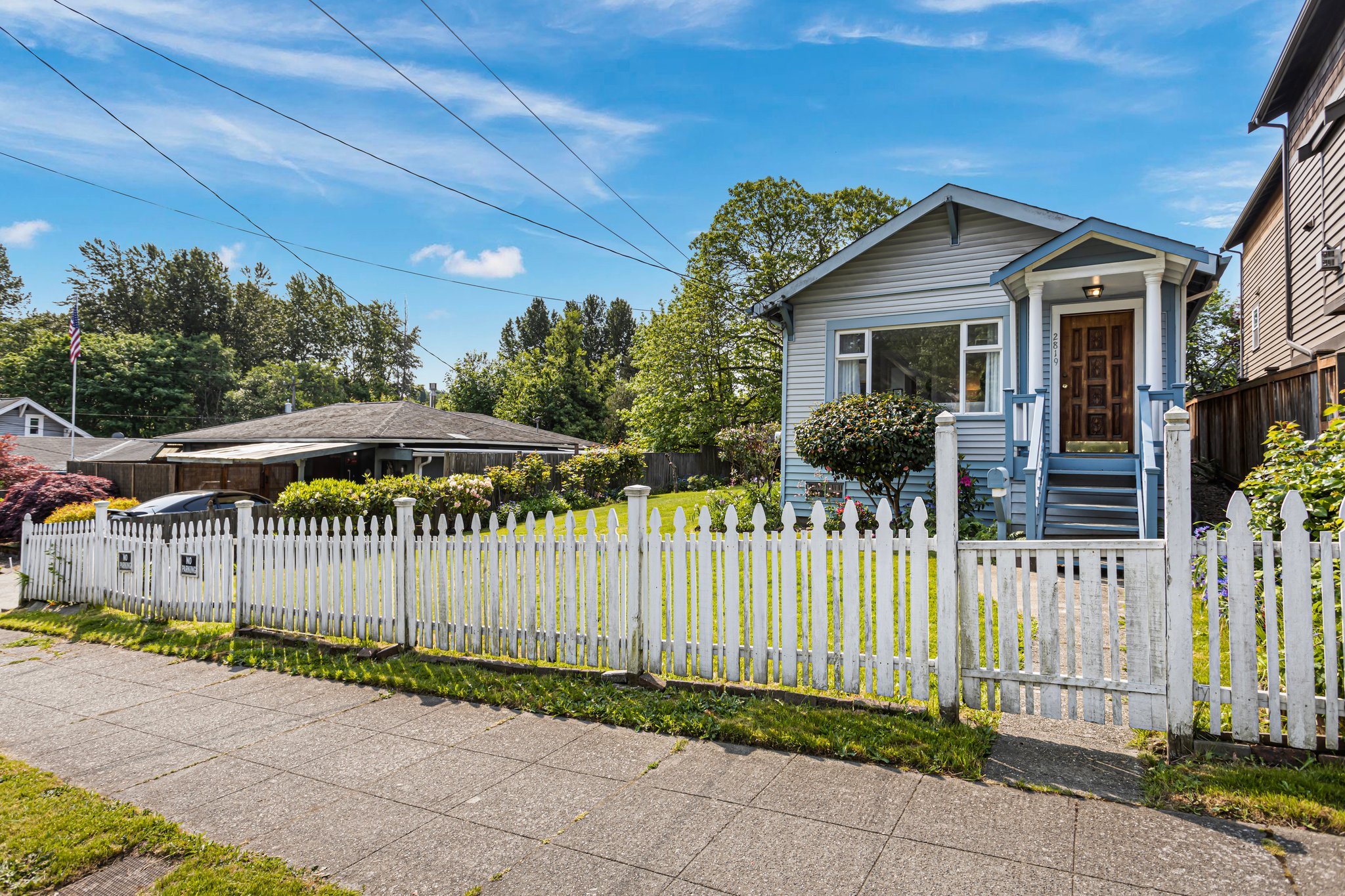 2819 SW Adams St, Seattle, WA 98126