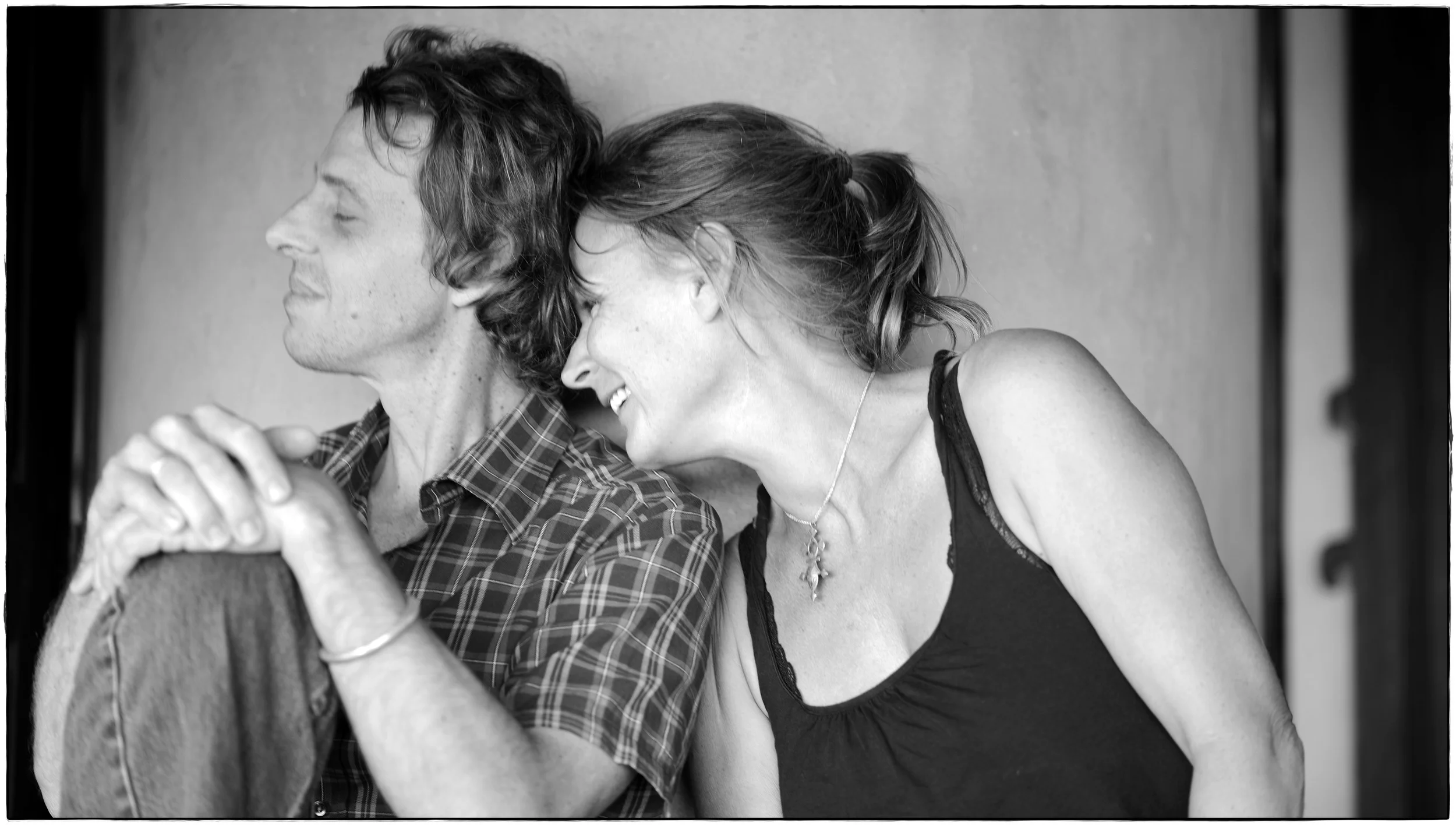 Auke sometimes overwhelmed by Lieza’s love :)