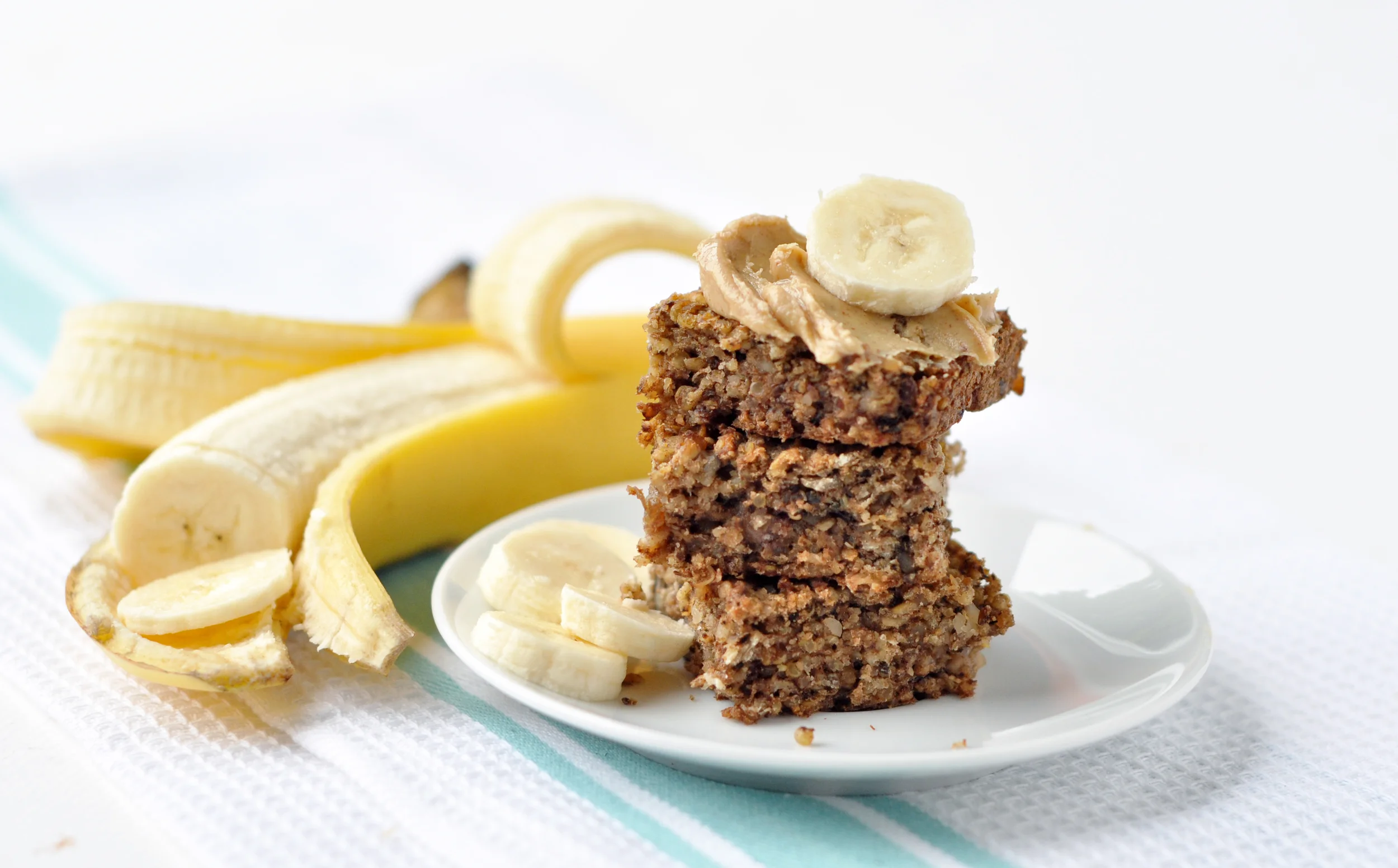 Banana quinoa slice — Create Wellbeing