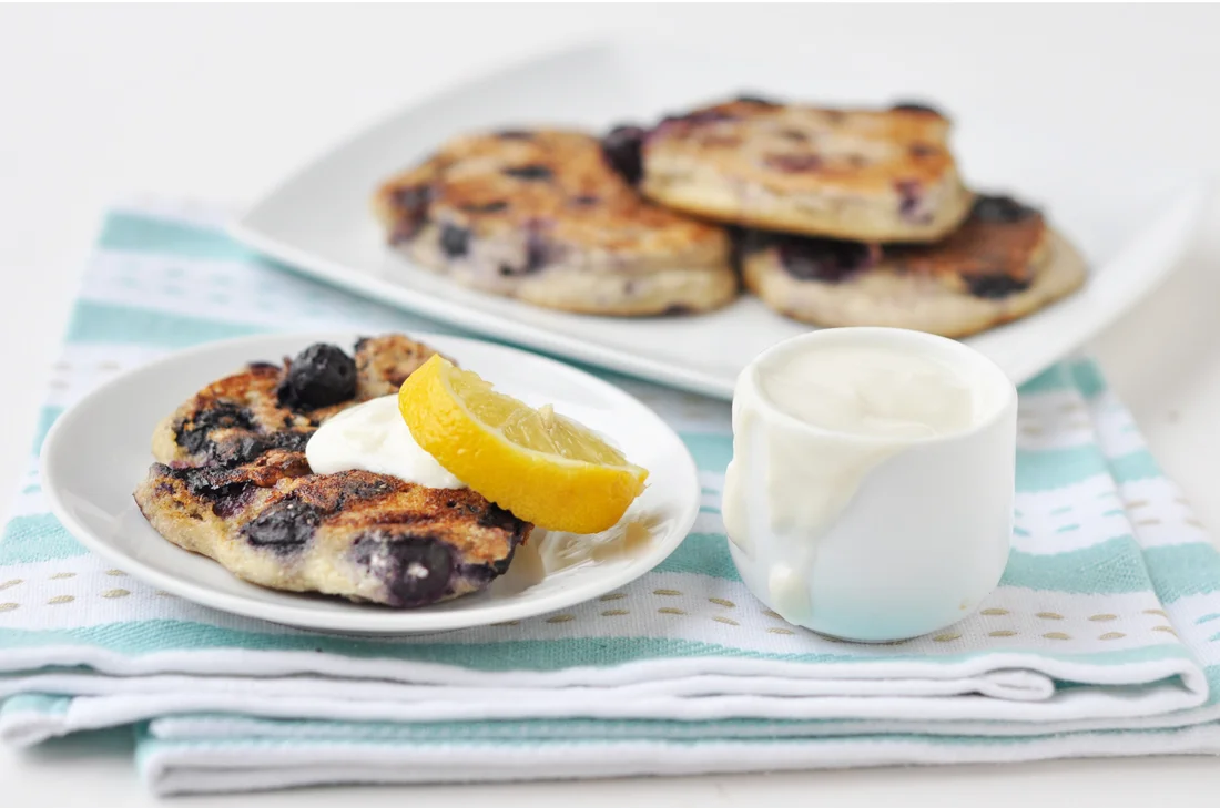 lemon blueberry pancakes 1a.jpg