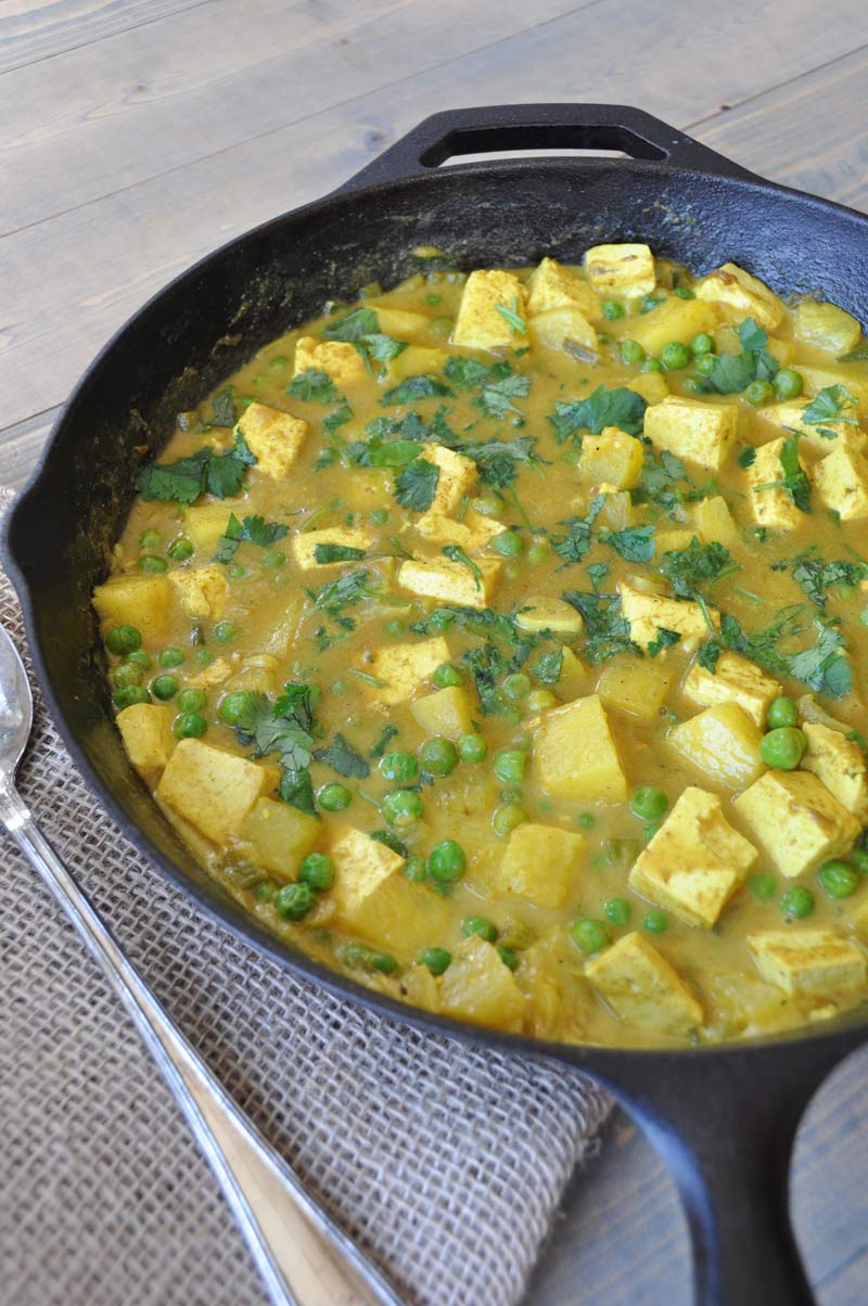 4 Simple-Curry-Tofu-and-Pineapple.jpg