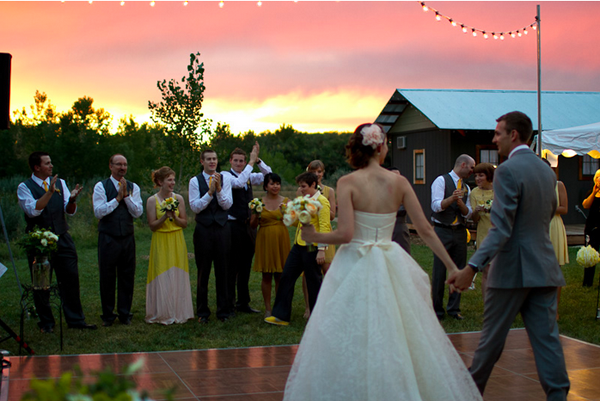WEDDING GOWN: vera wang PHOTOGRAPHER: moodeous photography VENUE: osborn farm {loveland, co}​ - anna bé bridal boutique