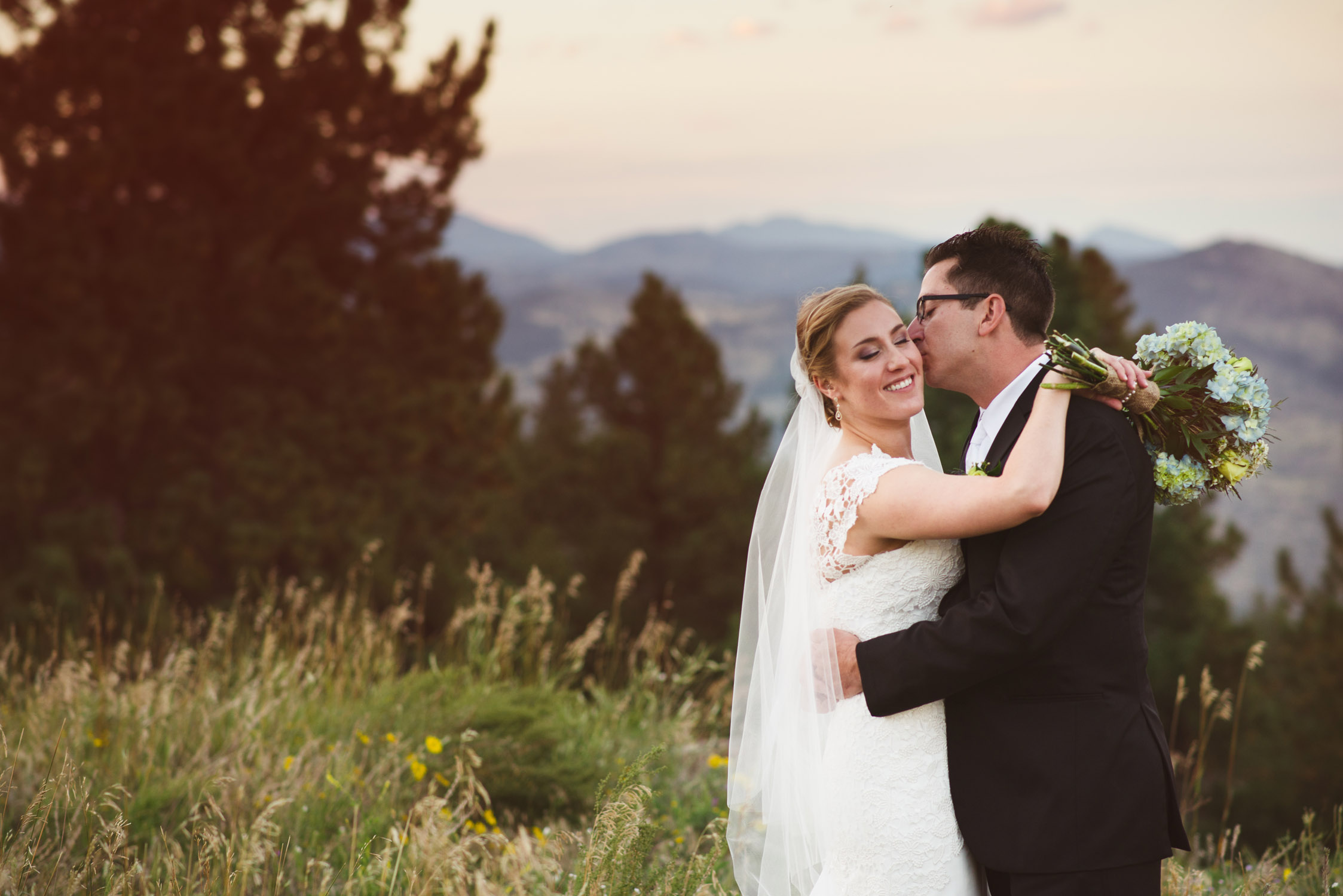 Joanna_Jason_Golden_Colorado_Wedding_10.jpg