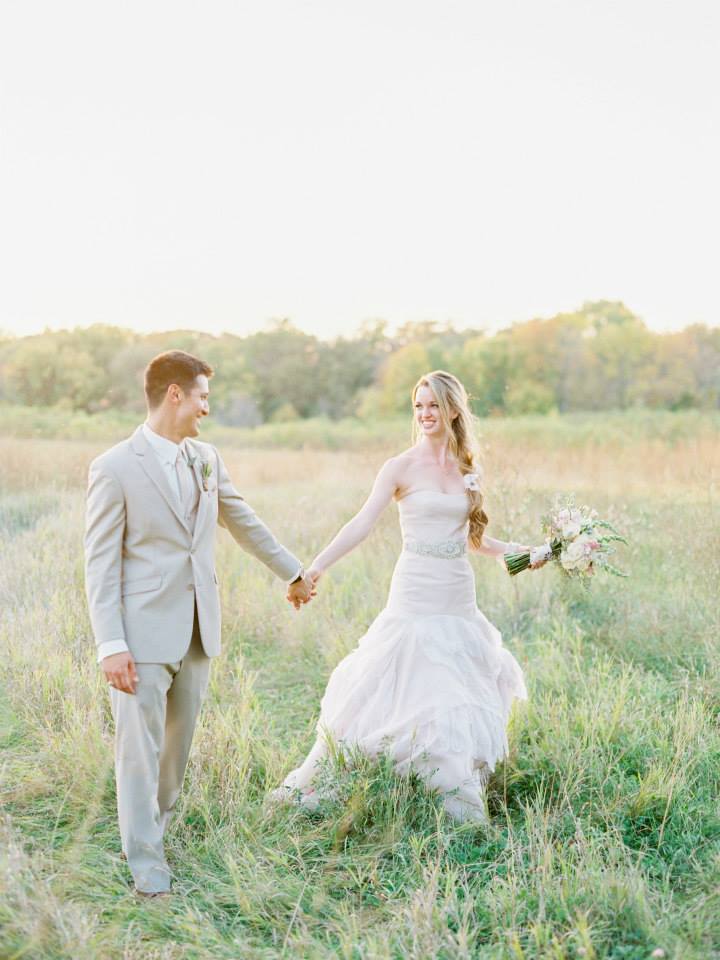 Katie_Andrew_Minnesota_Outdoor_Wedding_13.jpg