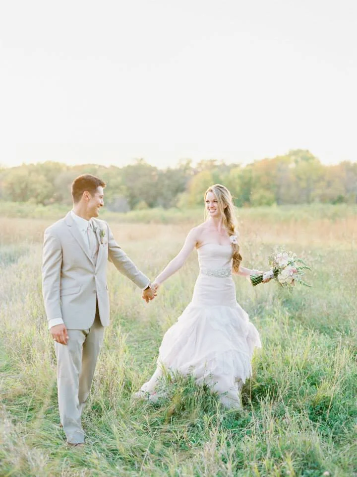 Katie_Andrew_Minnesota_Outdoor_Wedding_13.jpg
