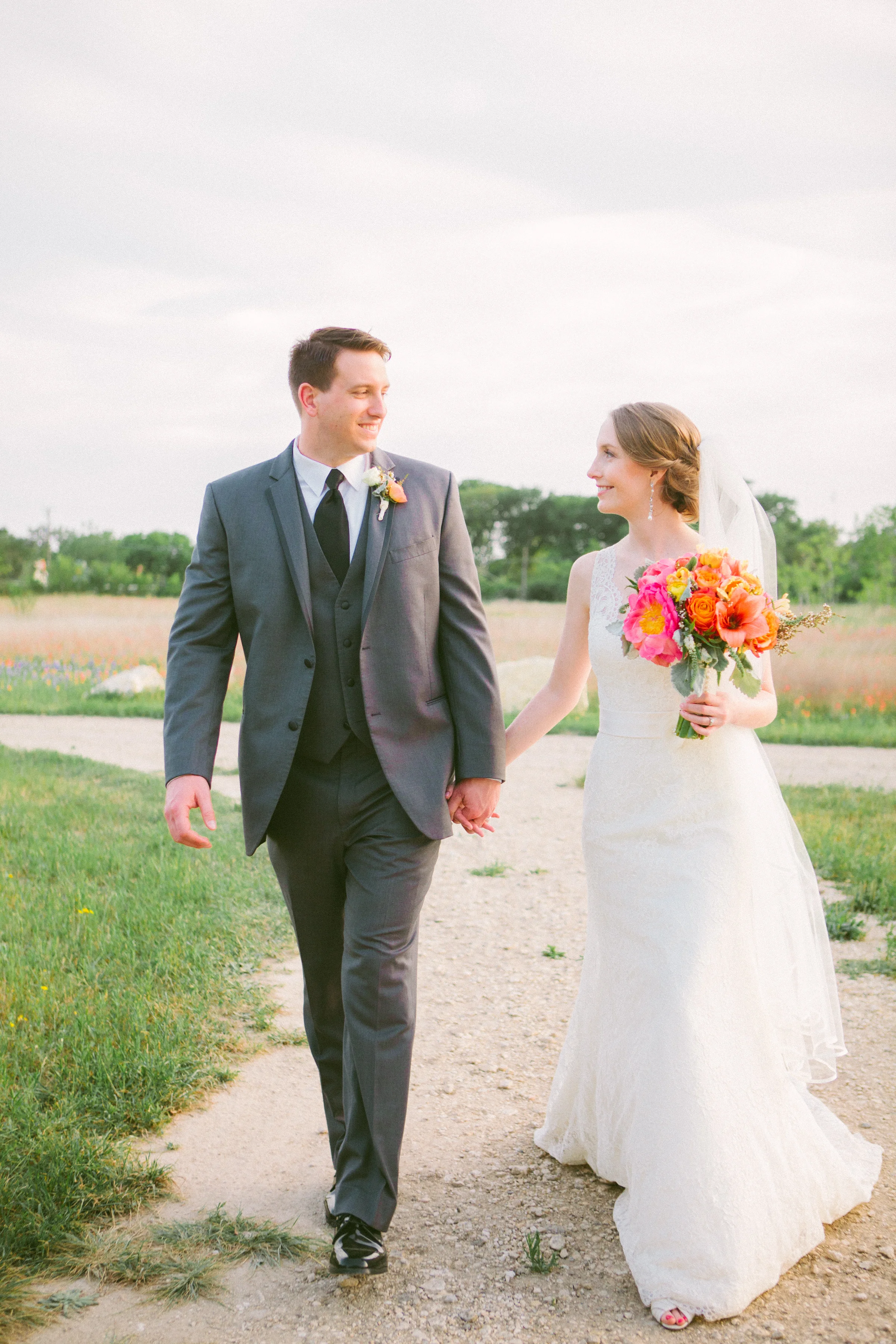Rosalyn_Josh_Texas_Wedding_15.jpg
