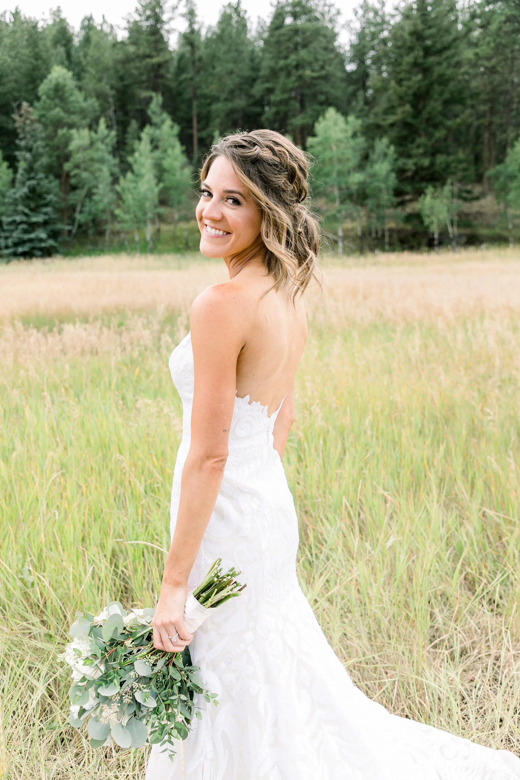 Real Wedding: Jeana + Jake | Elegant Barn Wedding in Blush by Hayley Paige