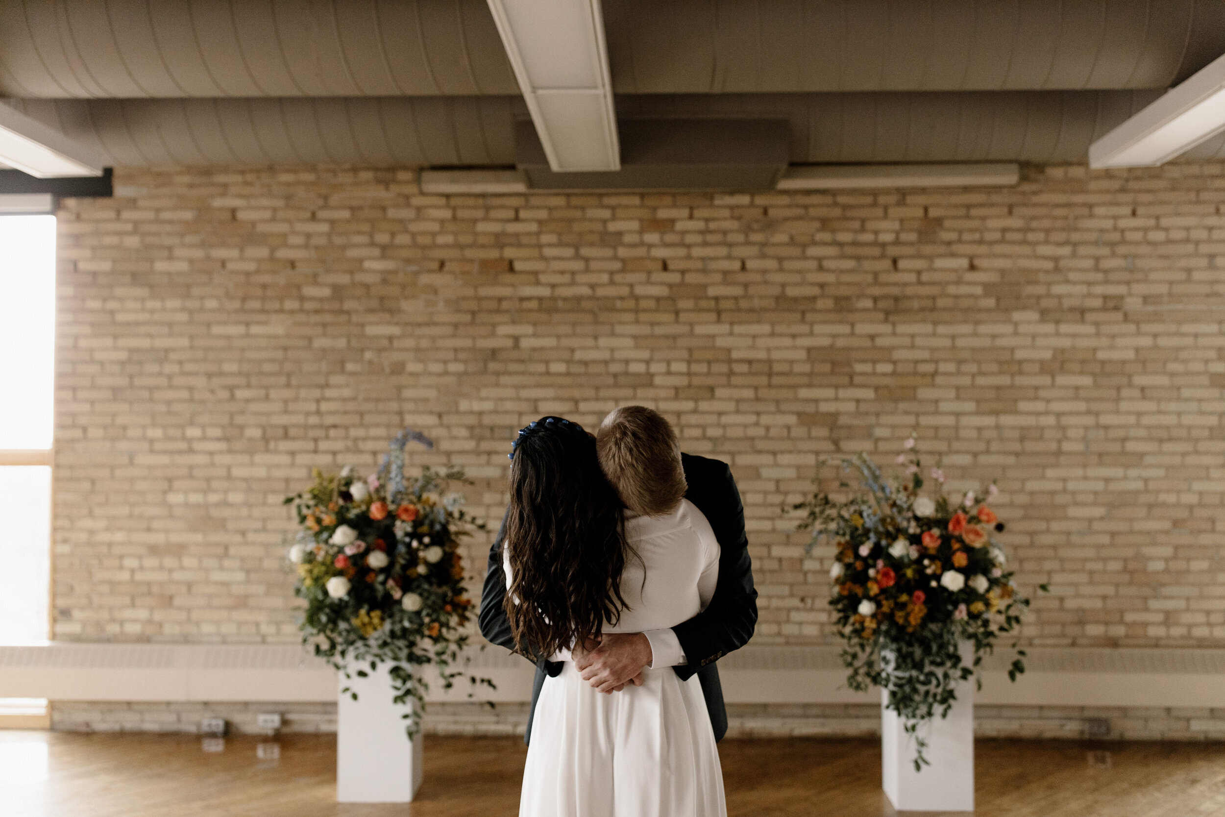 FLORAPINEPHOTOGRAPHY_ADAMANDMOLLY_FIRSTLOOK-27.jpeg