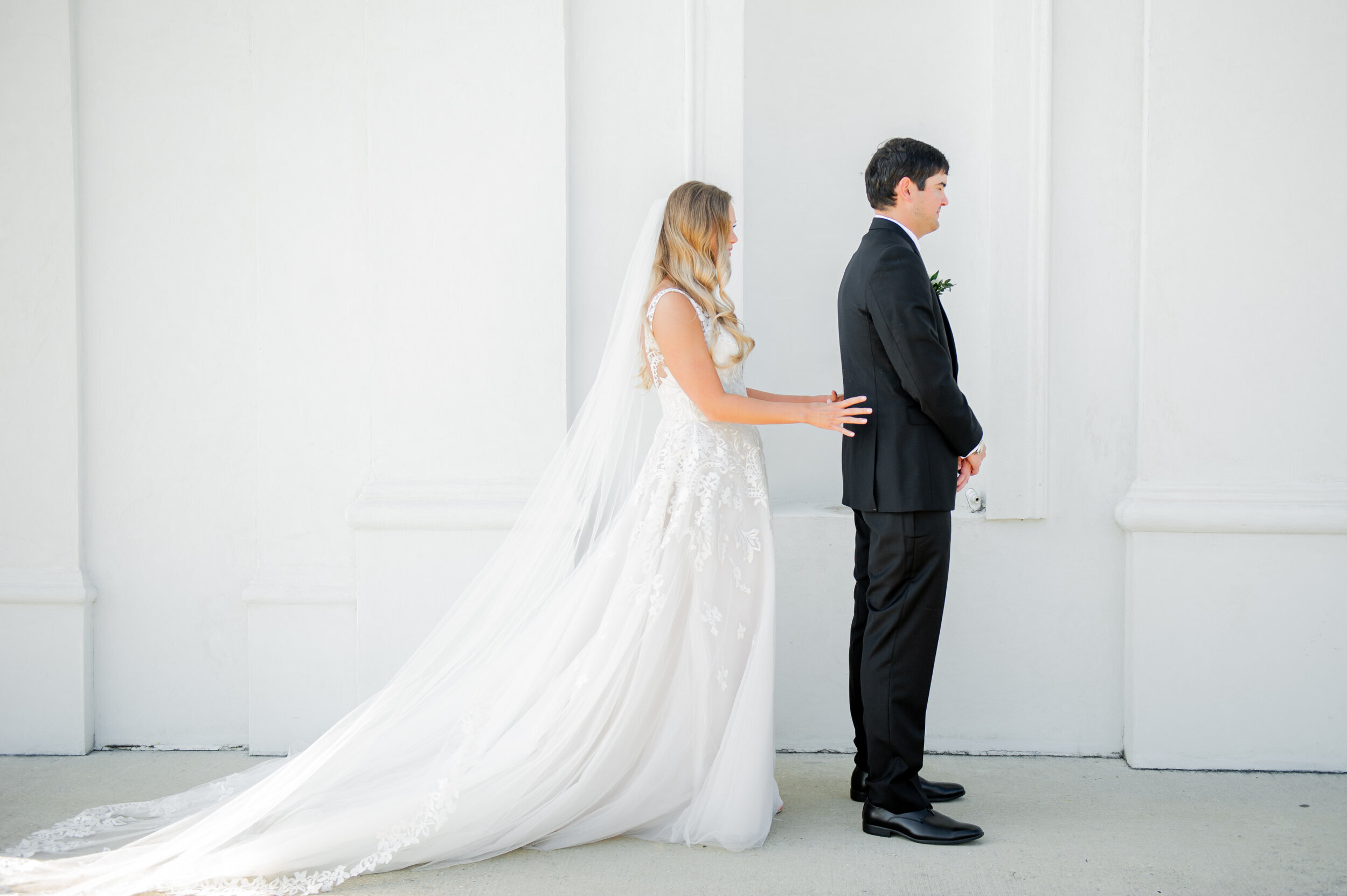  Lindsey and Clay real wedding in Hayley Paige Brando bridal gown  