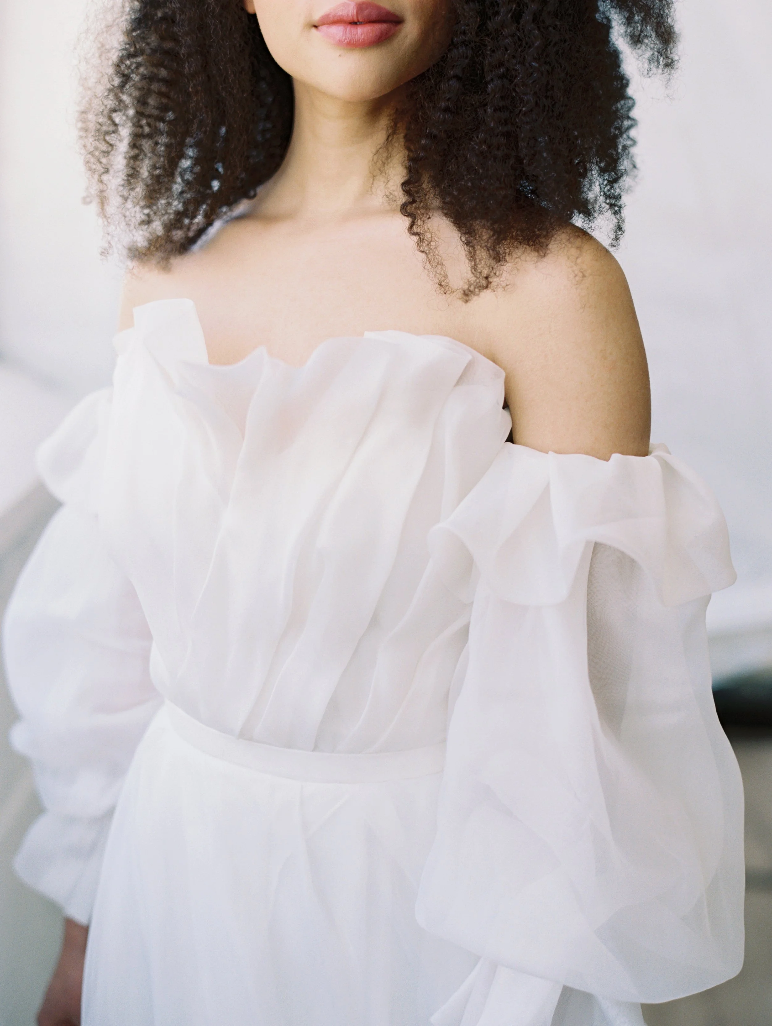 Minimal Spring Styled Wedding in Northeast Minneapolis