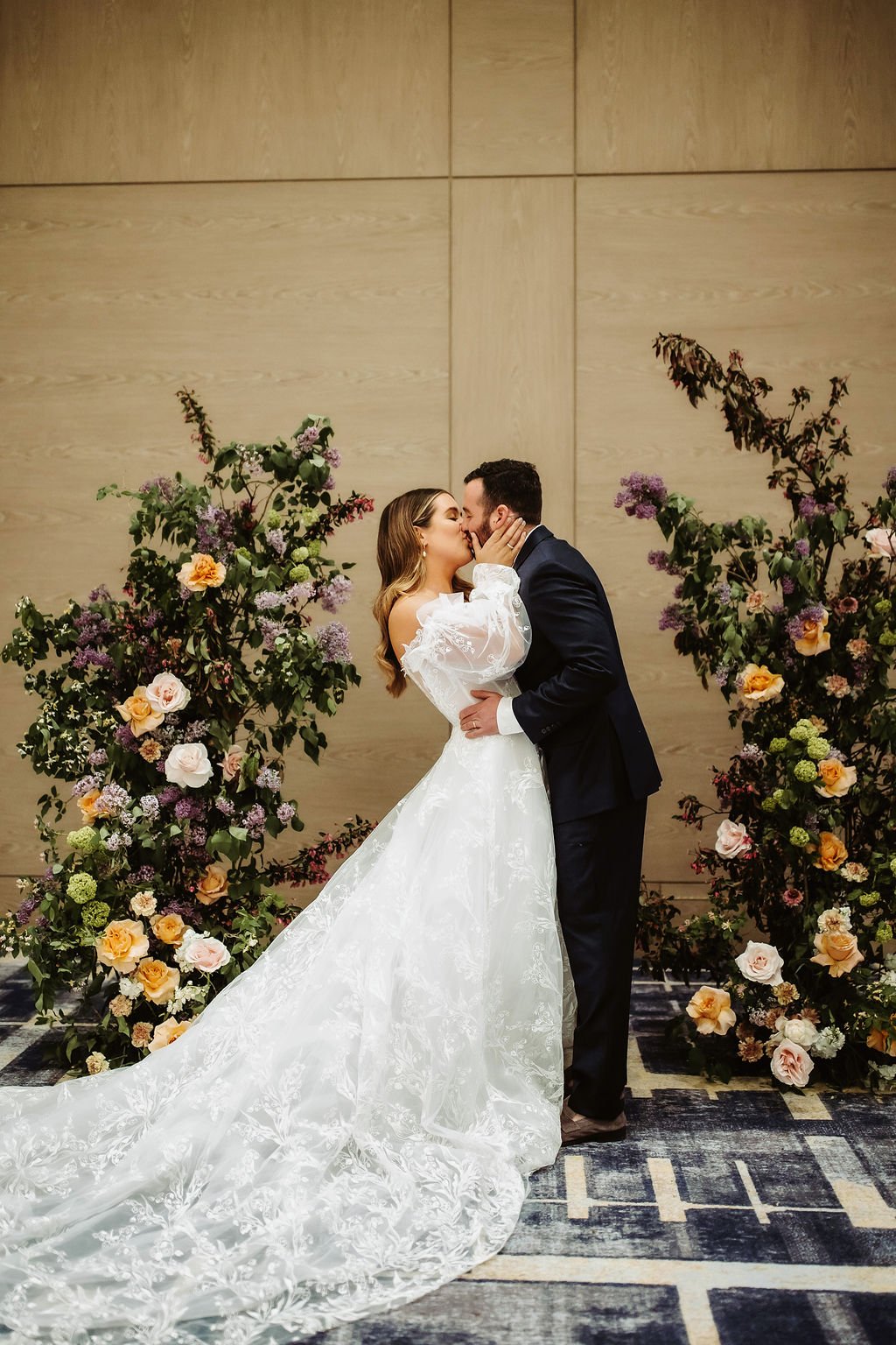 splendid by monique lhuillier wedding dress at the four seasons in minneapolis minnesota