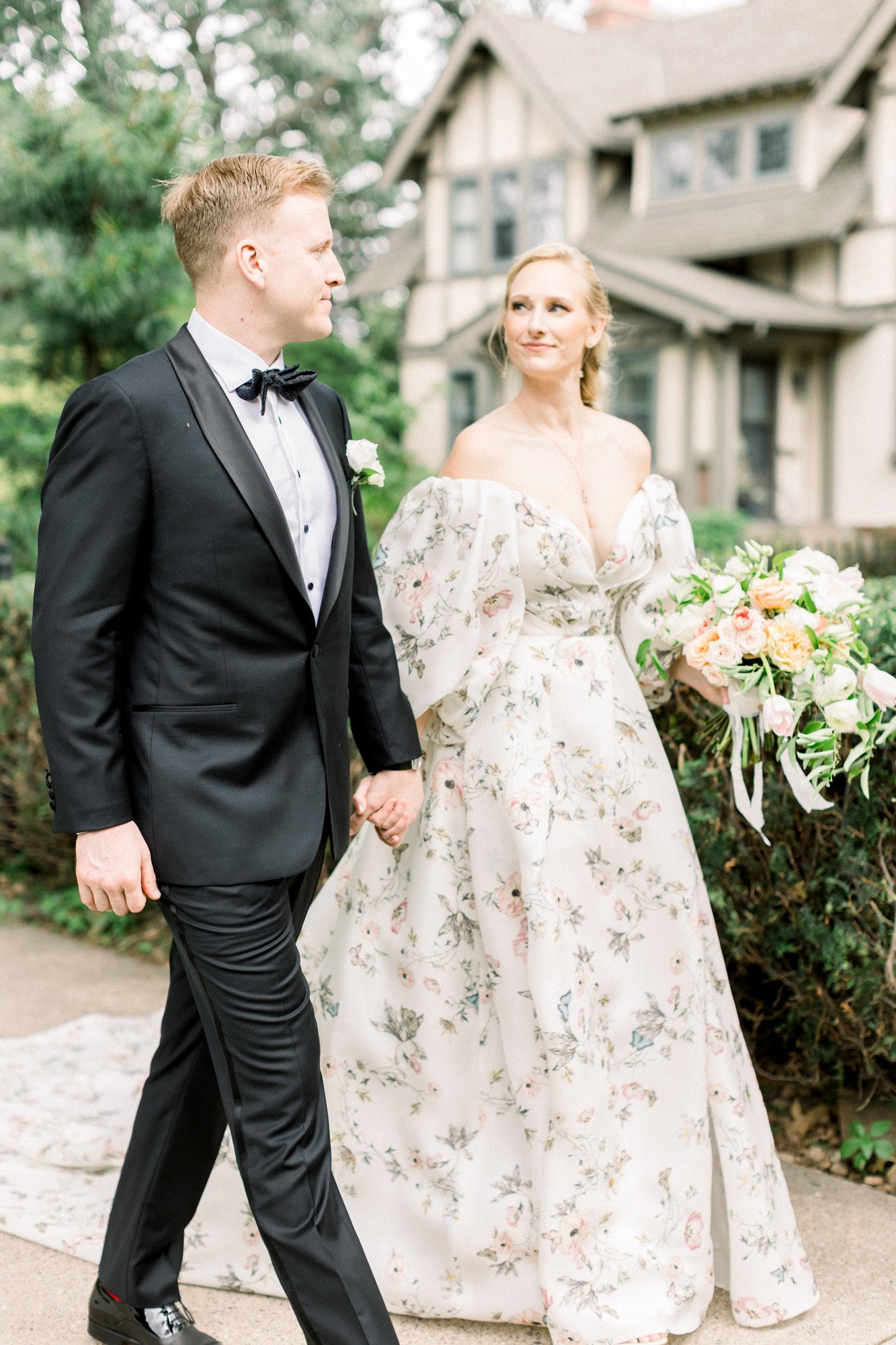 tuilliries-monique-lhuillier-wedding-dress-allison-and-tim-wedding_12.jpg