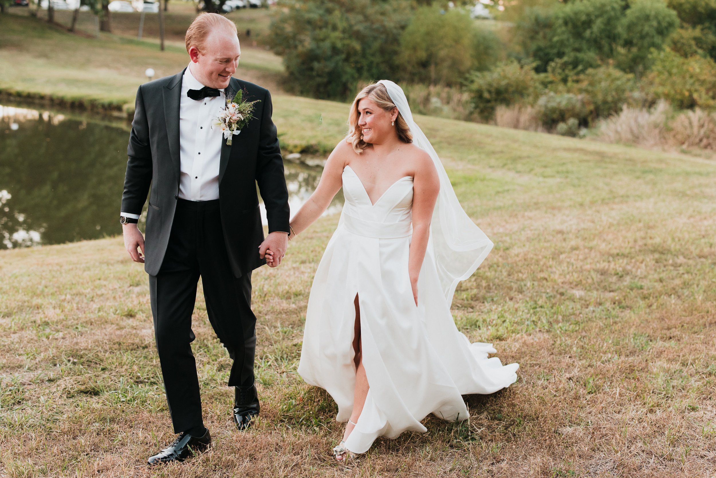 Woodsy Colorado Weddings in September