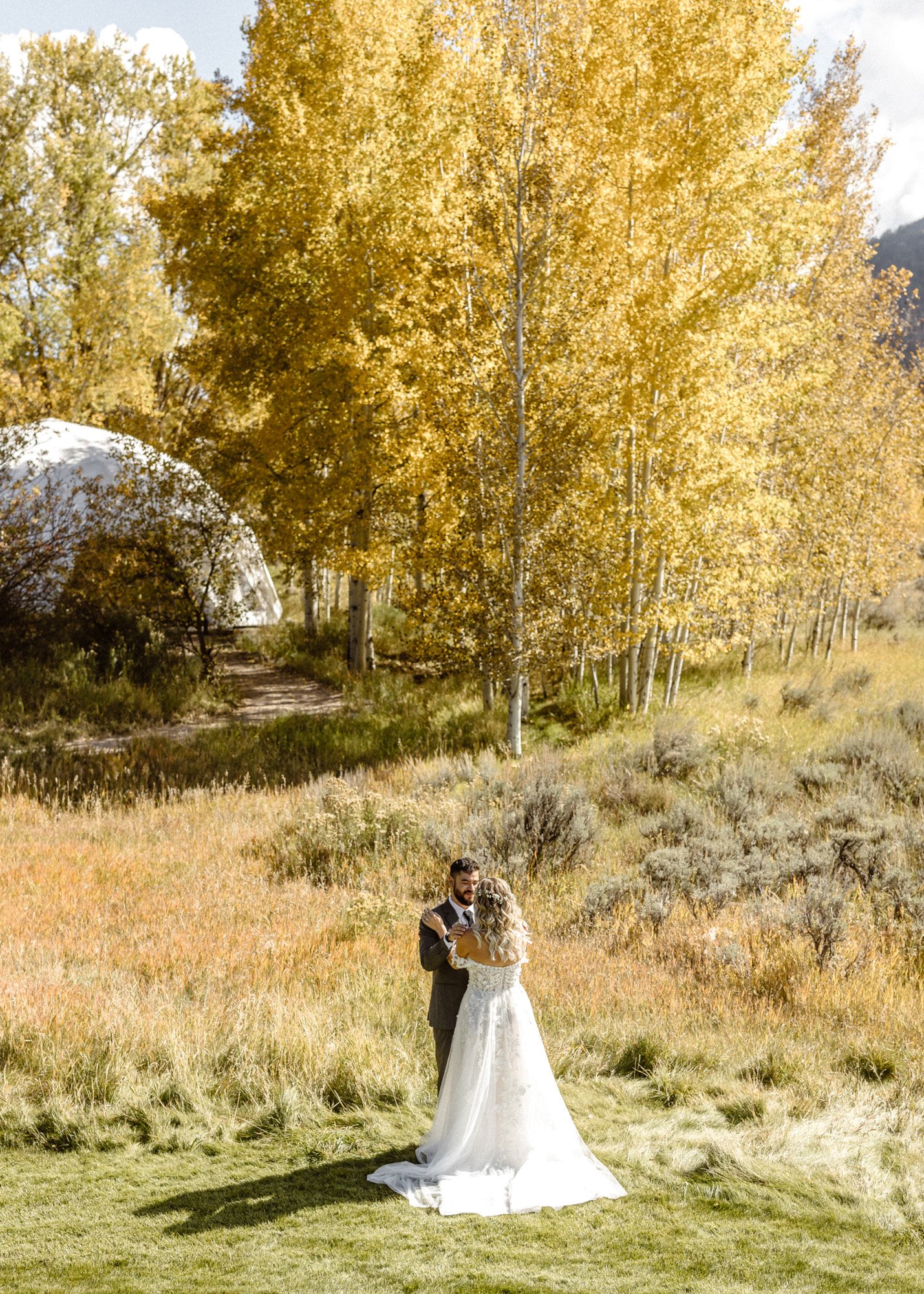 FLORA-DANY-TABET-WEDDING-DRESS-KELSEY-AND-IAN-WEDDING_02.jpg