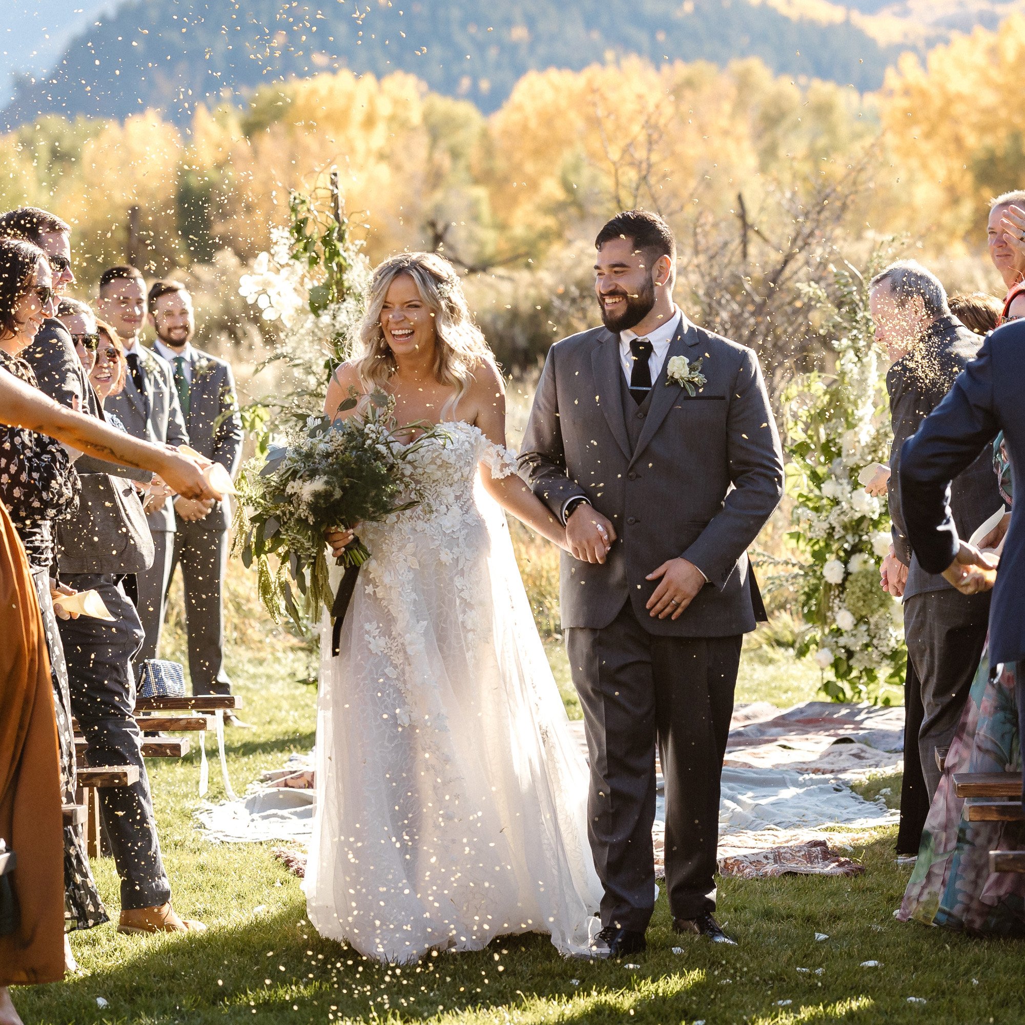 FLORA-DANY-TABET-WEDDING-DRESS-KELSEY-AND-IAN-WEDDING_17.jpg
