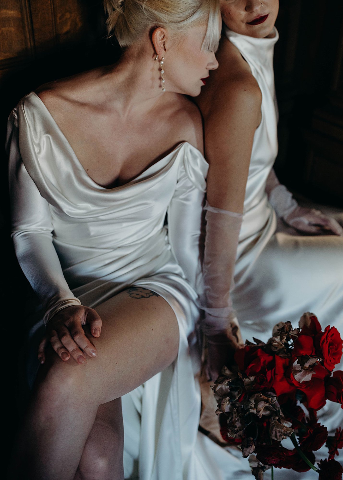 monique-lhuillier-and-katherine-tash-wedding-dresses-at-the-van-dusen-mansion-annabe-minnesota_20.jpg